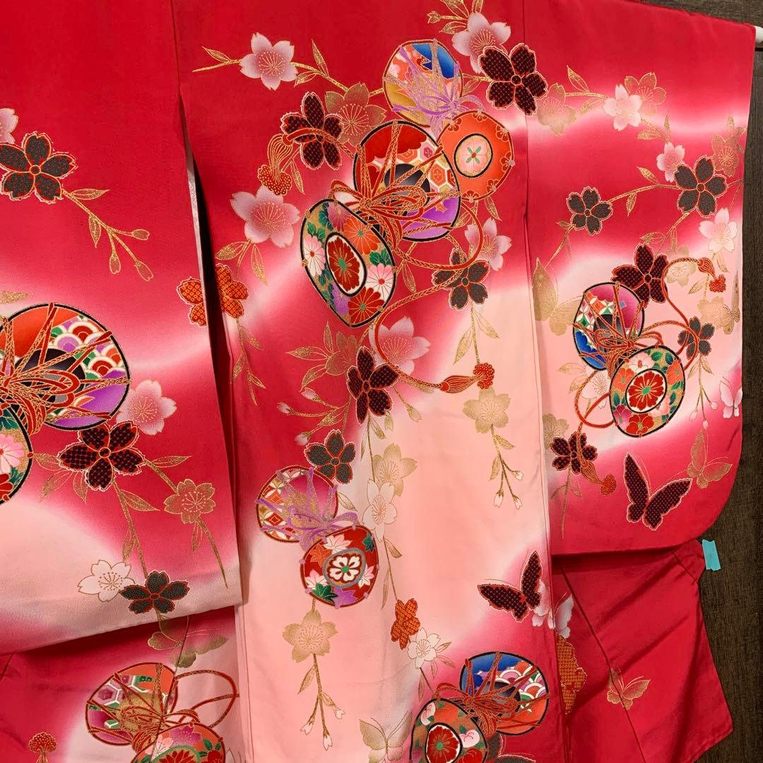赤とピンクのグラデーション鼓模様お宮参り着物（内袖・長襦袢）