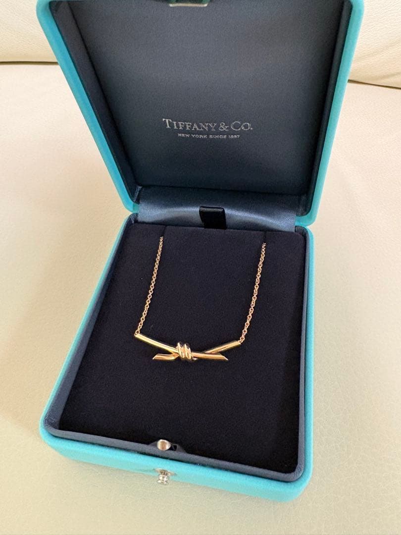 ティファニー　ノット　ネックレス　ローズゴールド