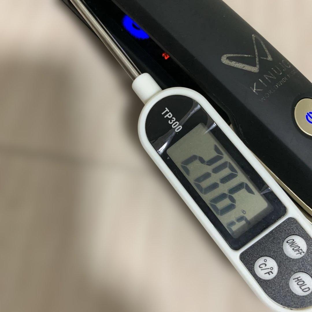 DS100-BK キヌジョ ストレートアイロン