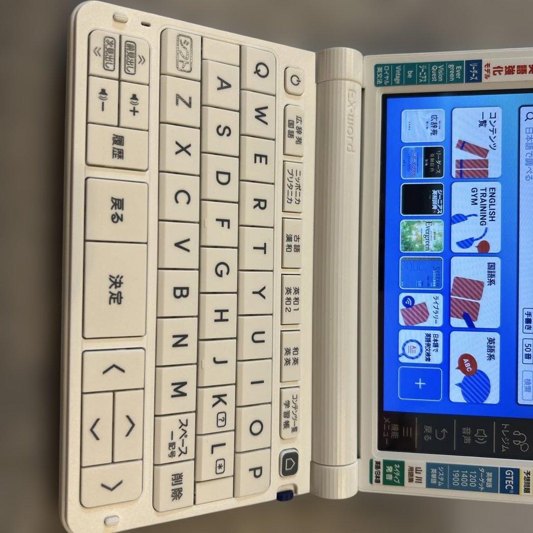 O*O様 CASIO 電子辞書 ホワイト XD-ＳＸ4910ＷＥ