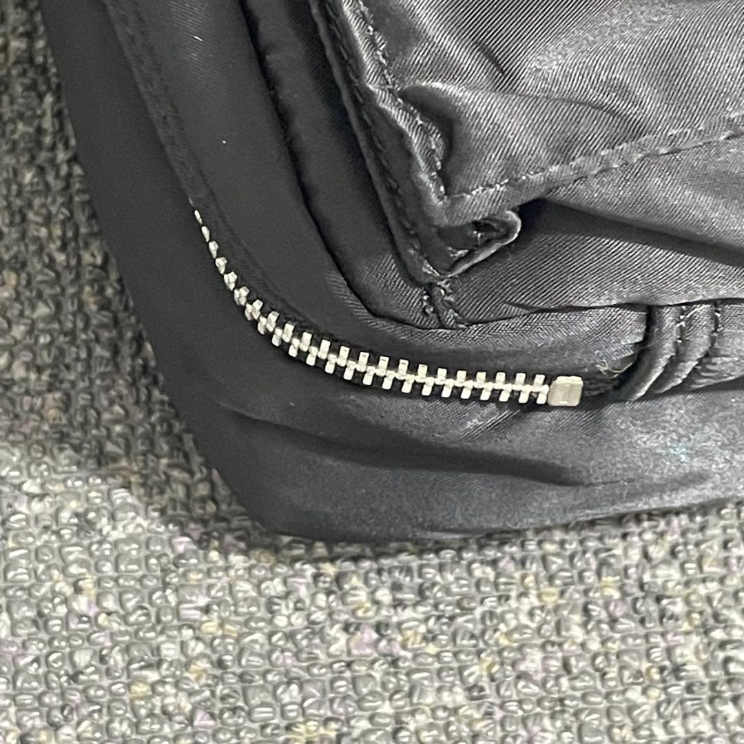 極美品 廃盤品✨ PORTER タンカー ２層 ブラック ショルダーバッグ