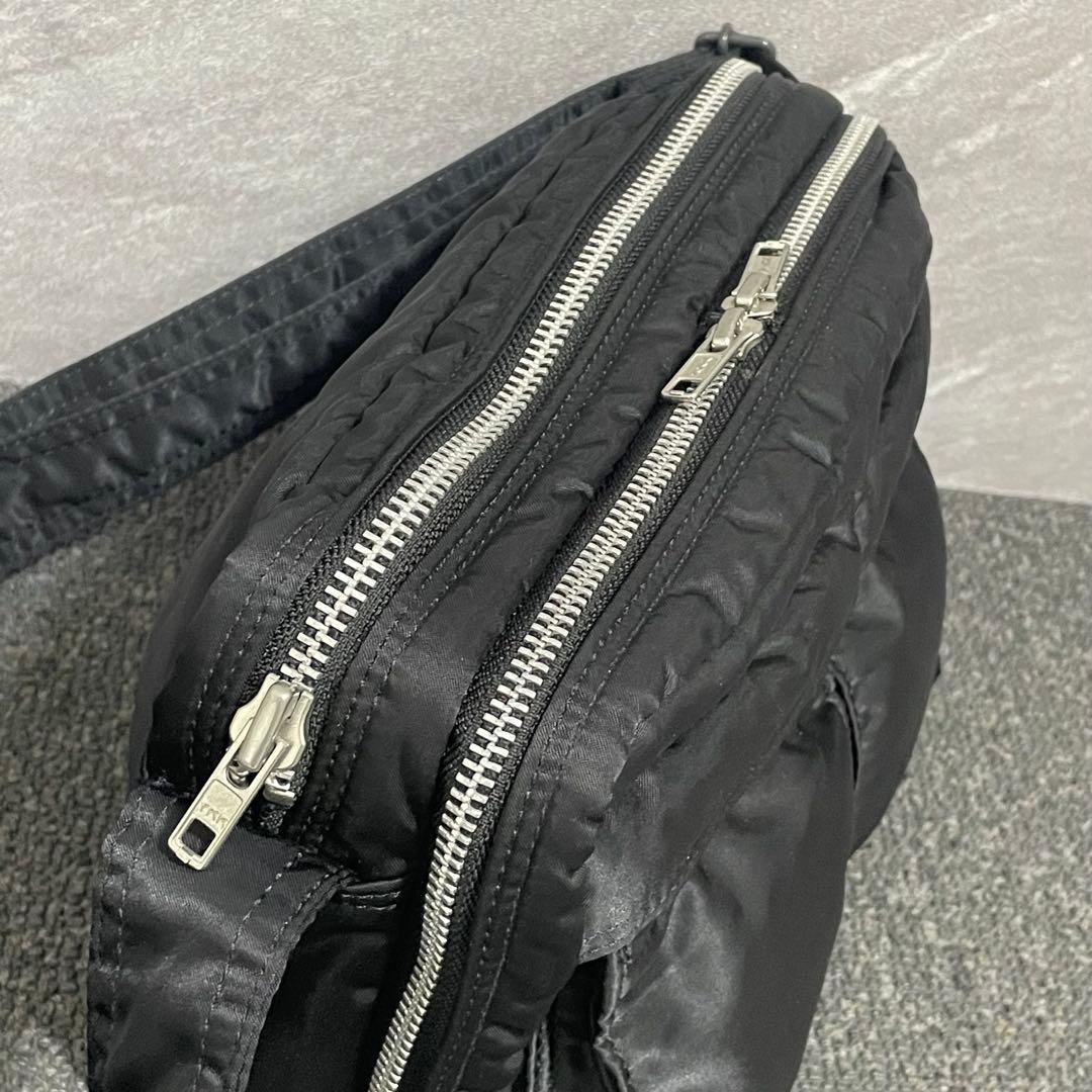 極美品 廃盤品✨ PORTER タンカー ２層 ブラック ショルダーバッグ