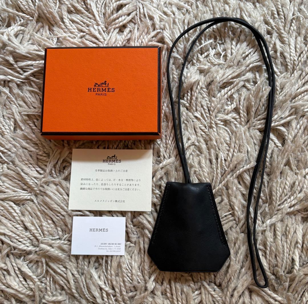 00年 エルメス D刻印 マルジェラ期 クロシェットネックレス HERMES 黒