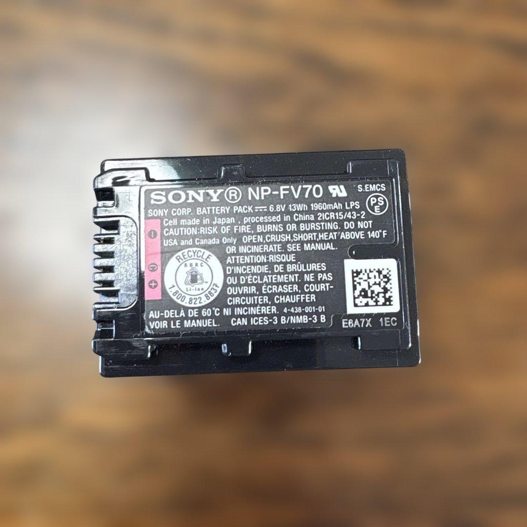 SONY 4K Handycam 本体 FDR-AX100