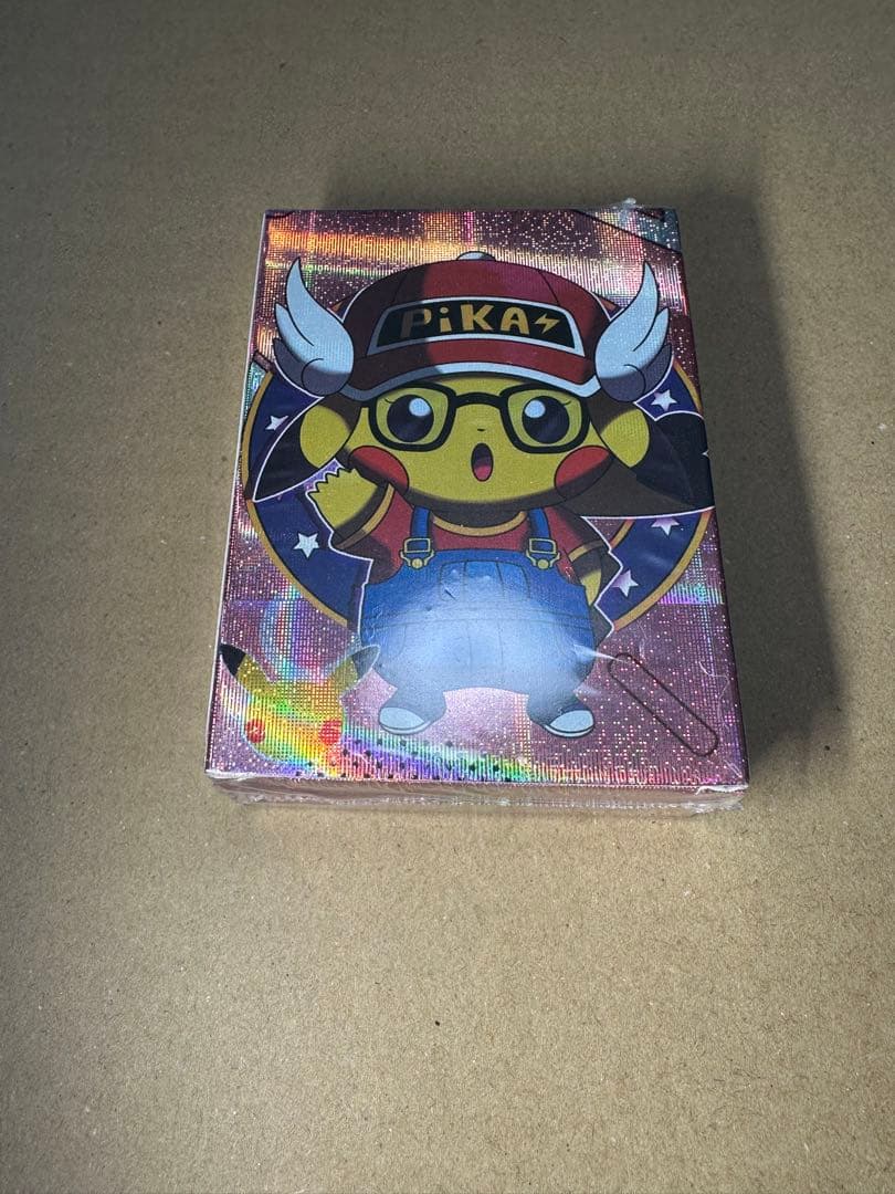 海外版 ポンチョを着たピカチュウ 未開封1BOX