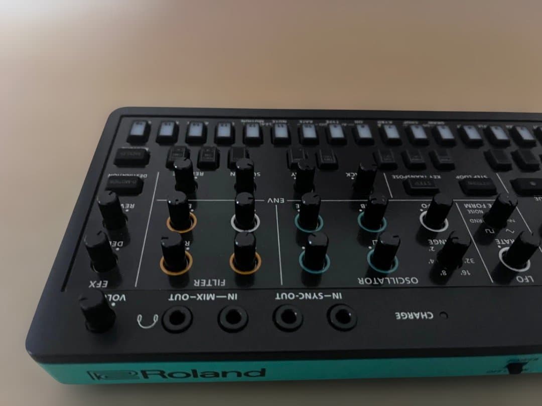 ROLAND AIRA S-1・アナログシンセサイザー・TWEAK・DAW