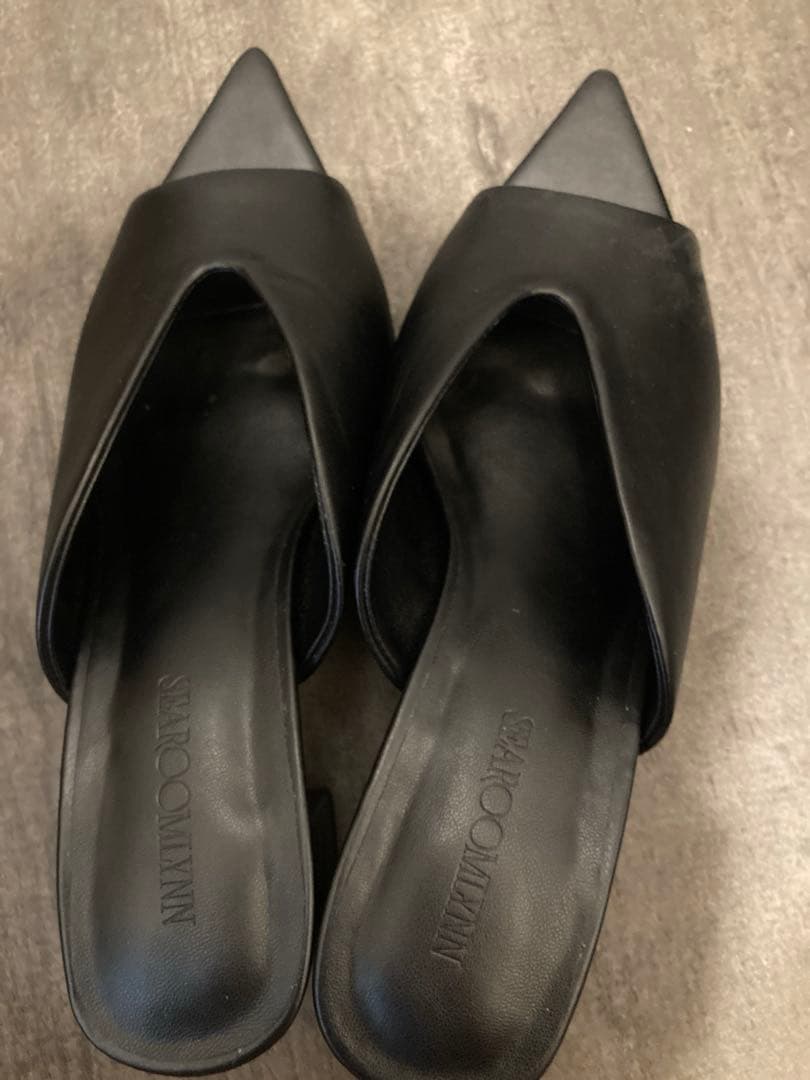 シールームリン　カーブラインサンダル ブラック　S