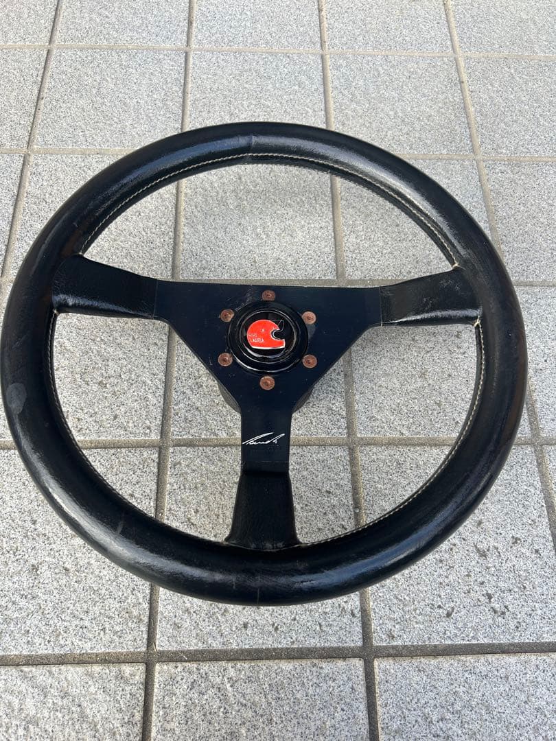 ステアリング　ニキラウダ