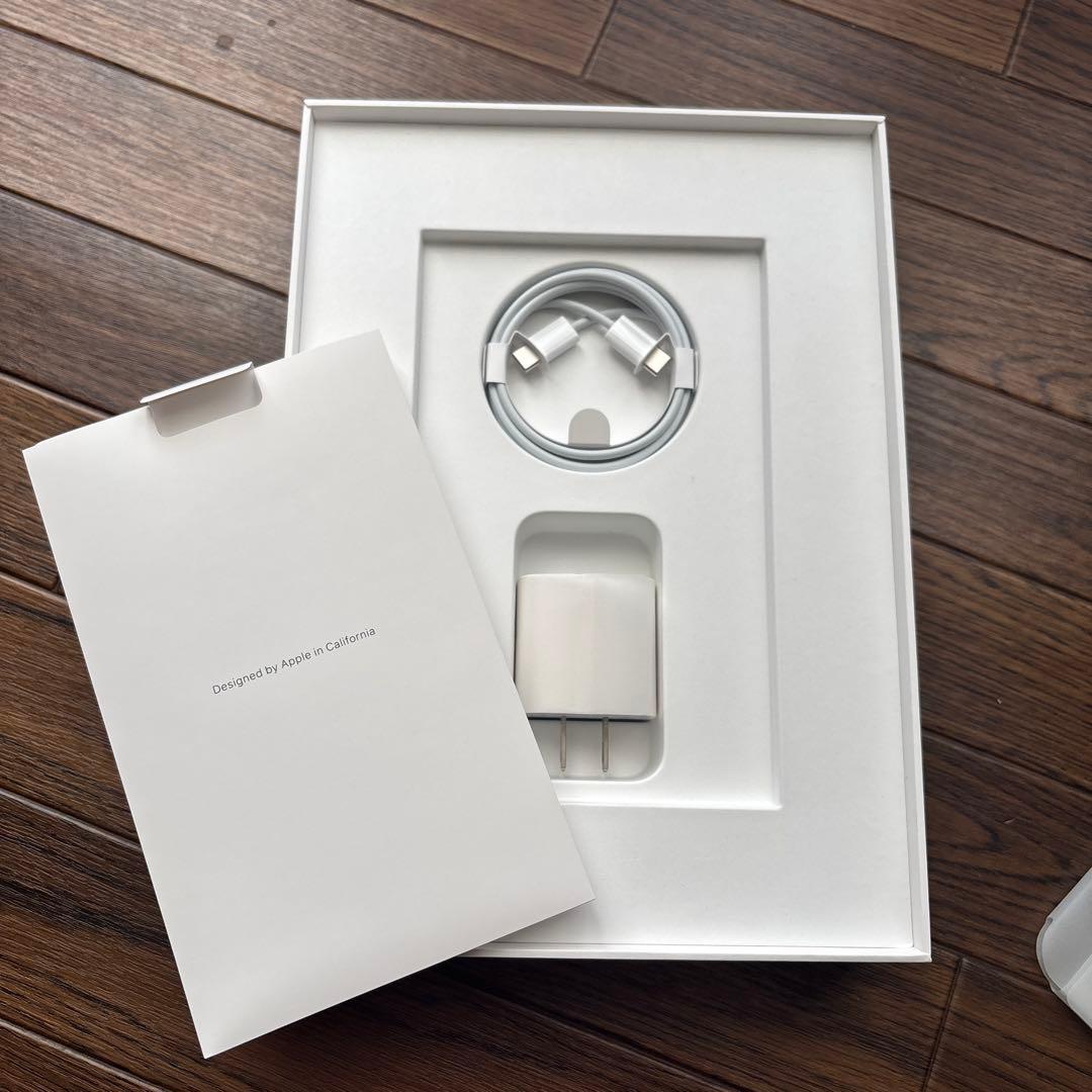 iPad Air 第5世代　64GB WiFiモデル　パープル