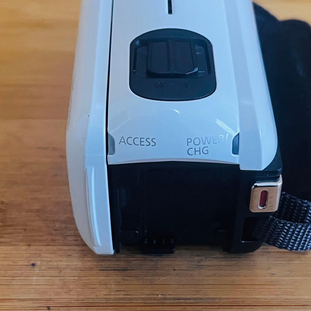 キャノンビデオカメラ　iVIS HF R700