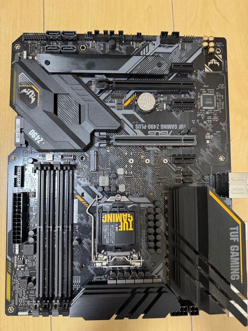 ASUS TUF GAMING Z490-PLUS マザーボード 本体