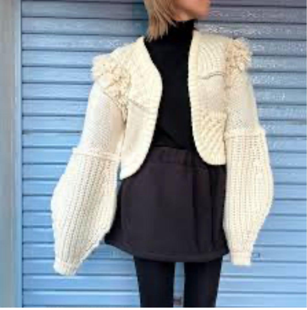 新品未使用！leinwande ハンドワークカーディガン