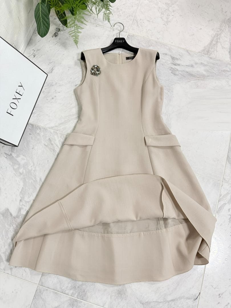 新品同様★FOEXY/フォクシー ワンピース フレンチフラップ F刺繍 希少42