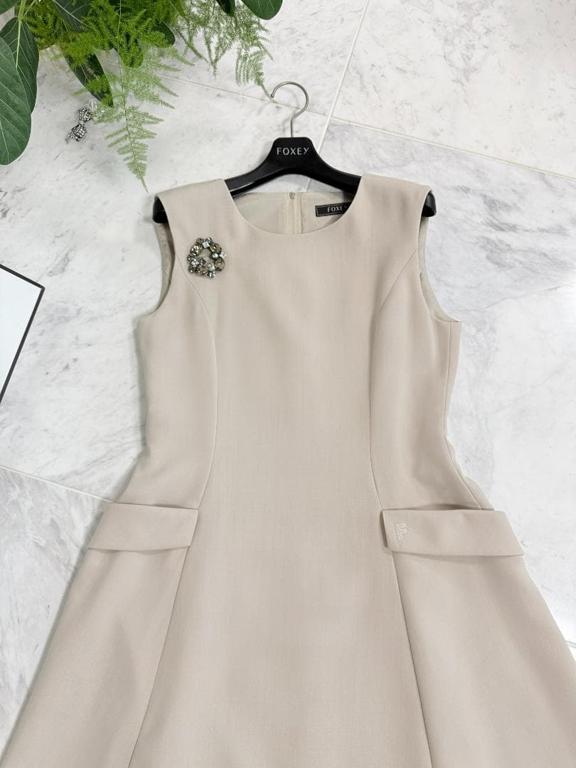 新品同様★FOEXY/フォクシー ワンピース フレンチフラップ F刺繍 希少42