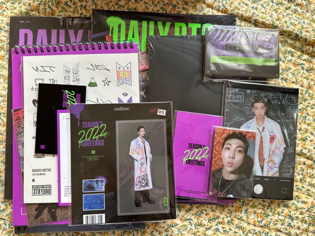 BTS 2022 SEASON’S GREETINGS