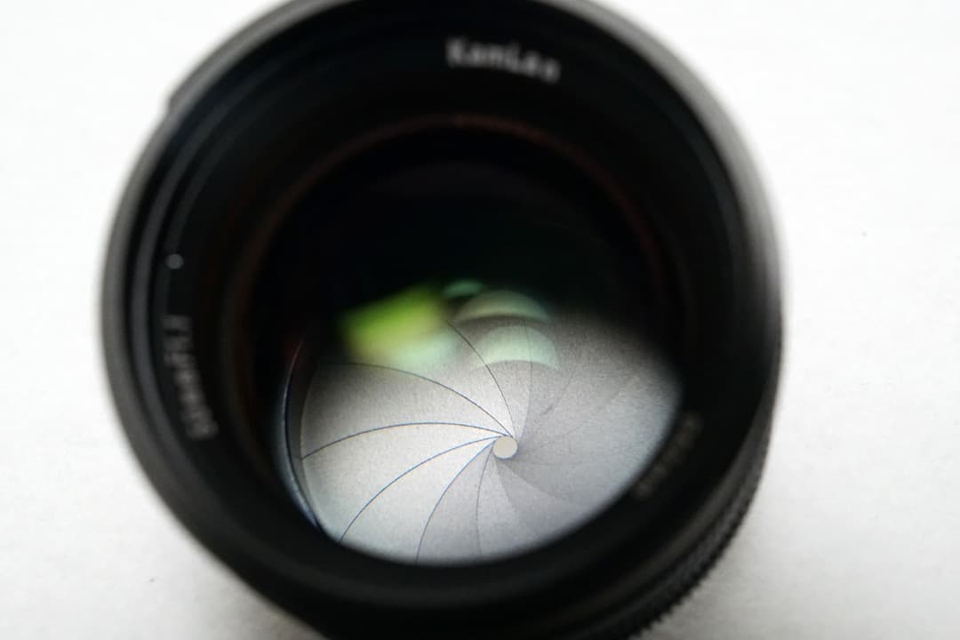 美品 Kamlan 50mm f/1.1 レンズ SONY Eマウント