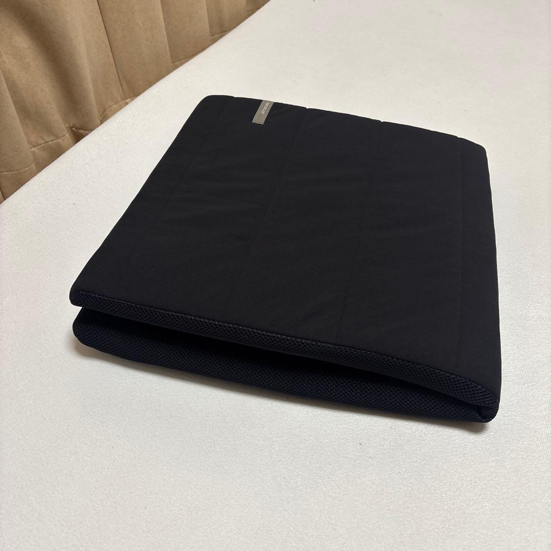 エアウィーヴ　クッション　座布団