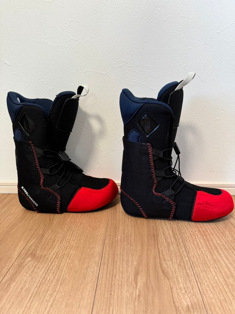 【2回使用の美品】Deeluxe/TEAM ID LARAスノーボードブーツ