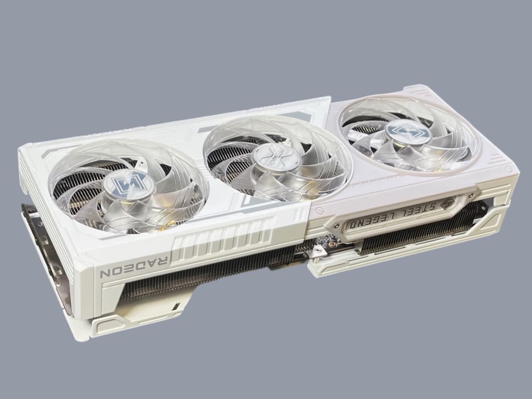 美品　ASRock Radeon RX9070 ホワイト（白）16GB