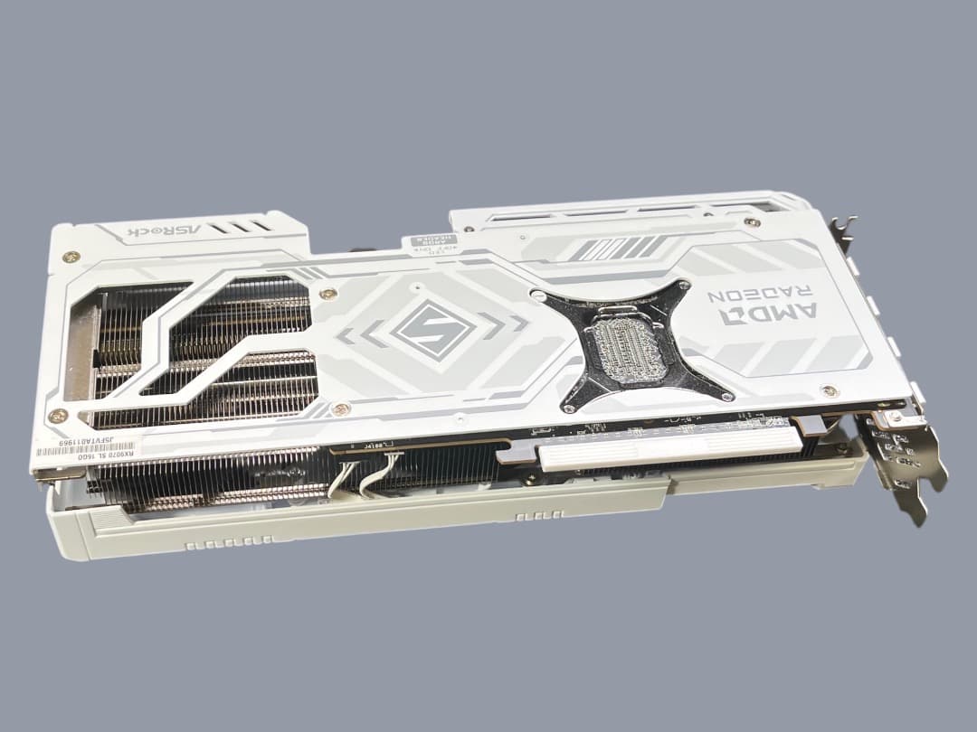 美品　ASRock Radeon RX9070 ホワイト（白）16GB