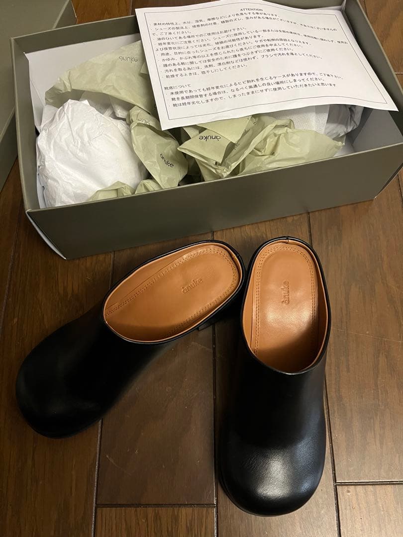 anuke アンヌーク　エコレザーヒールスリッポン