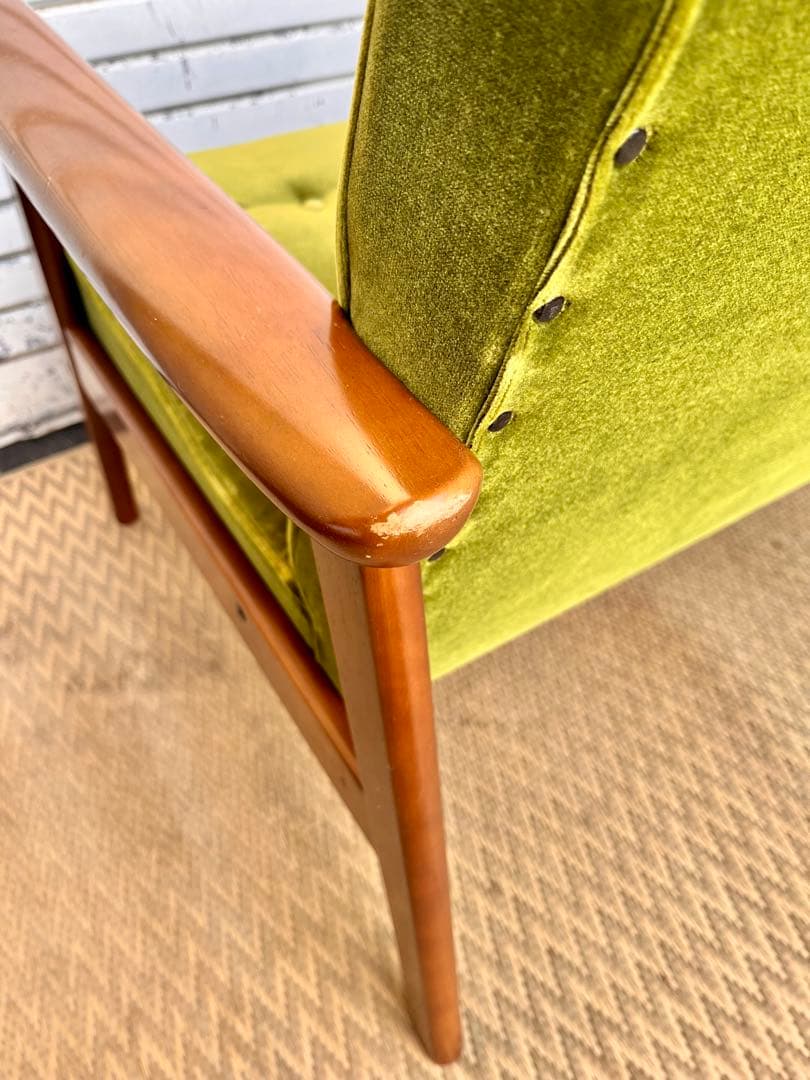 ③ 【送料込み】カリモク60 Kチェア モケットグリーン　2人掛けソファ