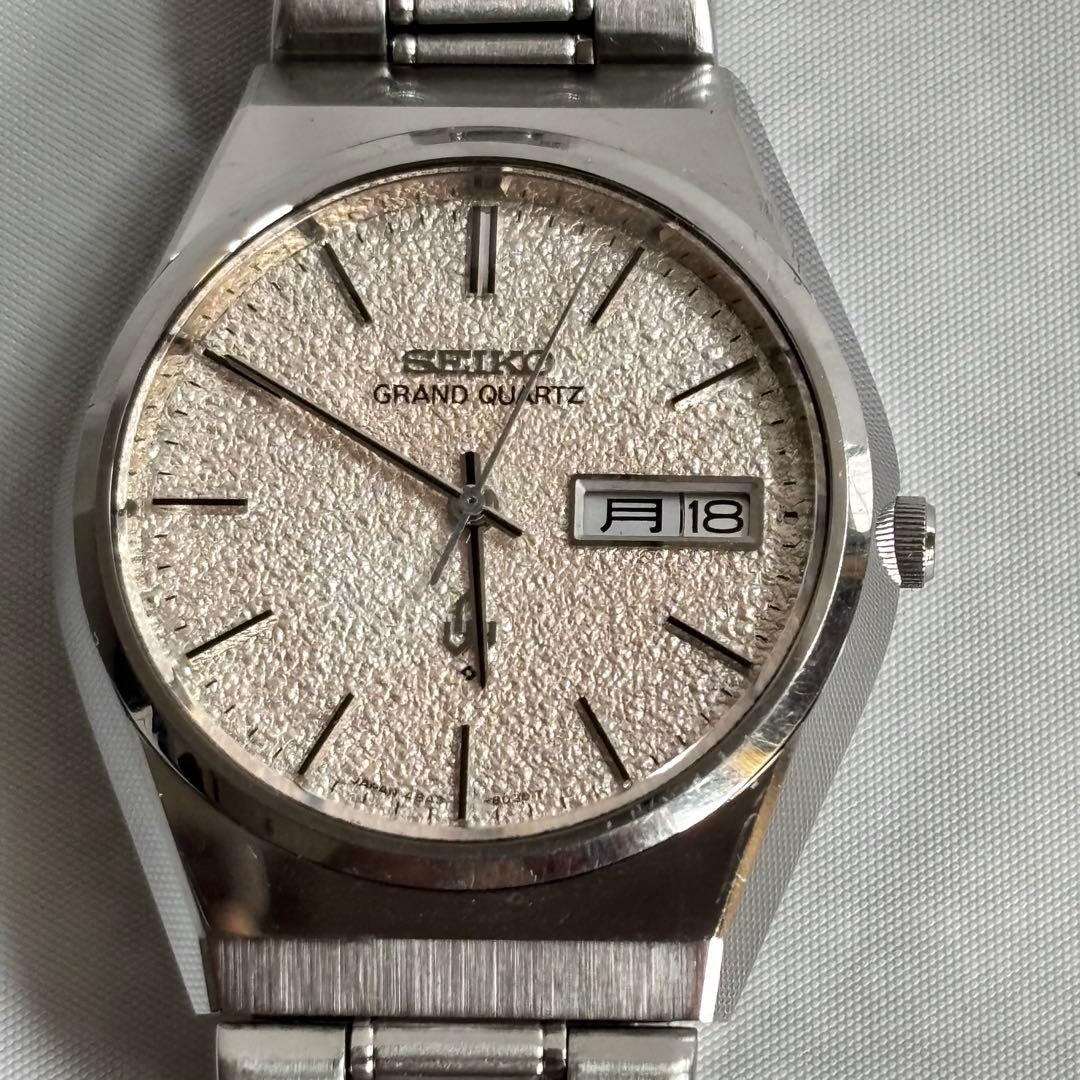 SEIKO GRAND QUARTZ 4843-8100 腕時計 ヴィンテージ