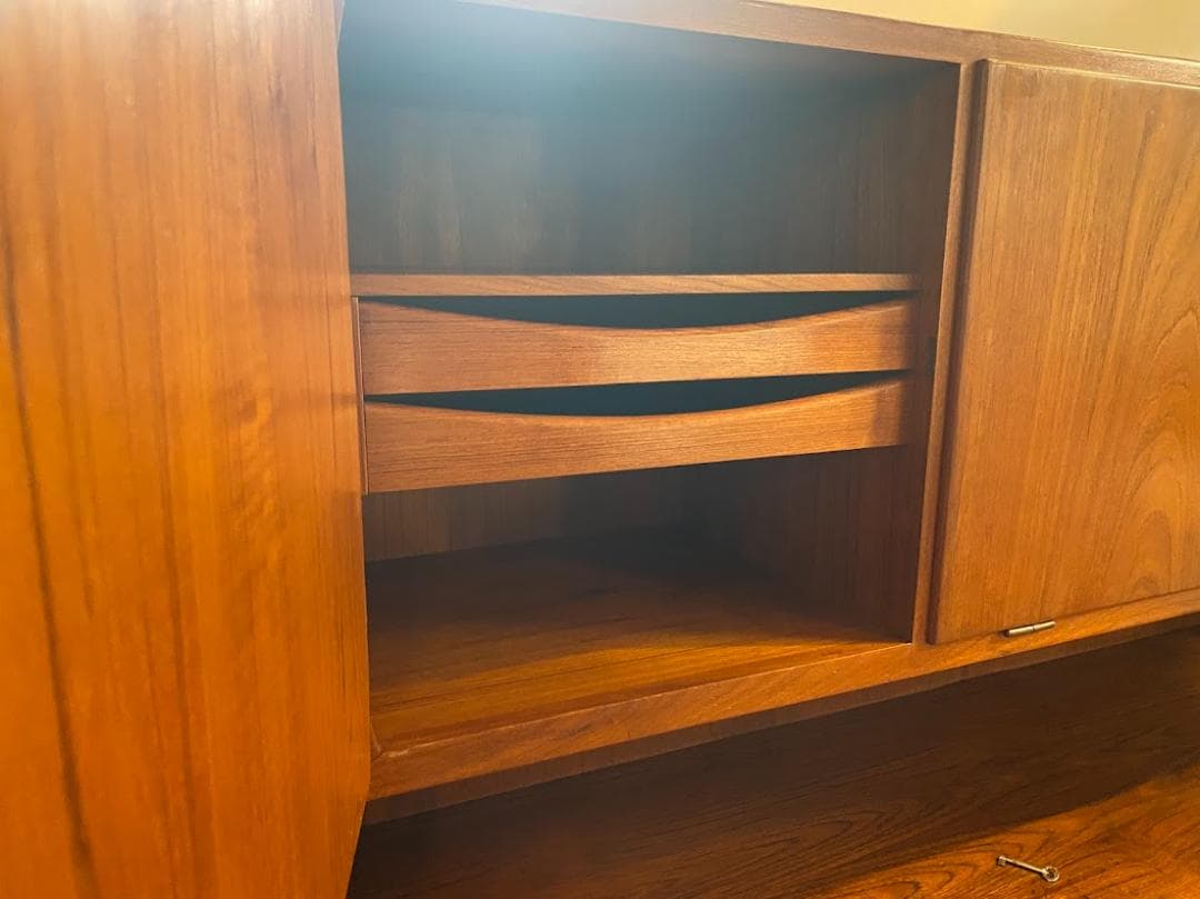 最終値下1960sデンマーク チーク カップボード サイドボード キャビネット