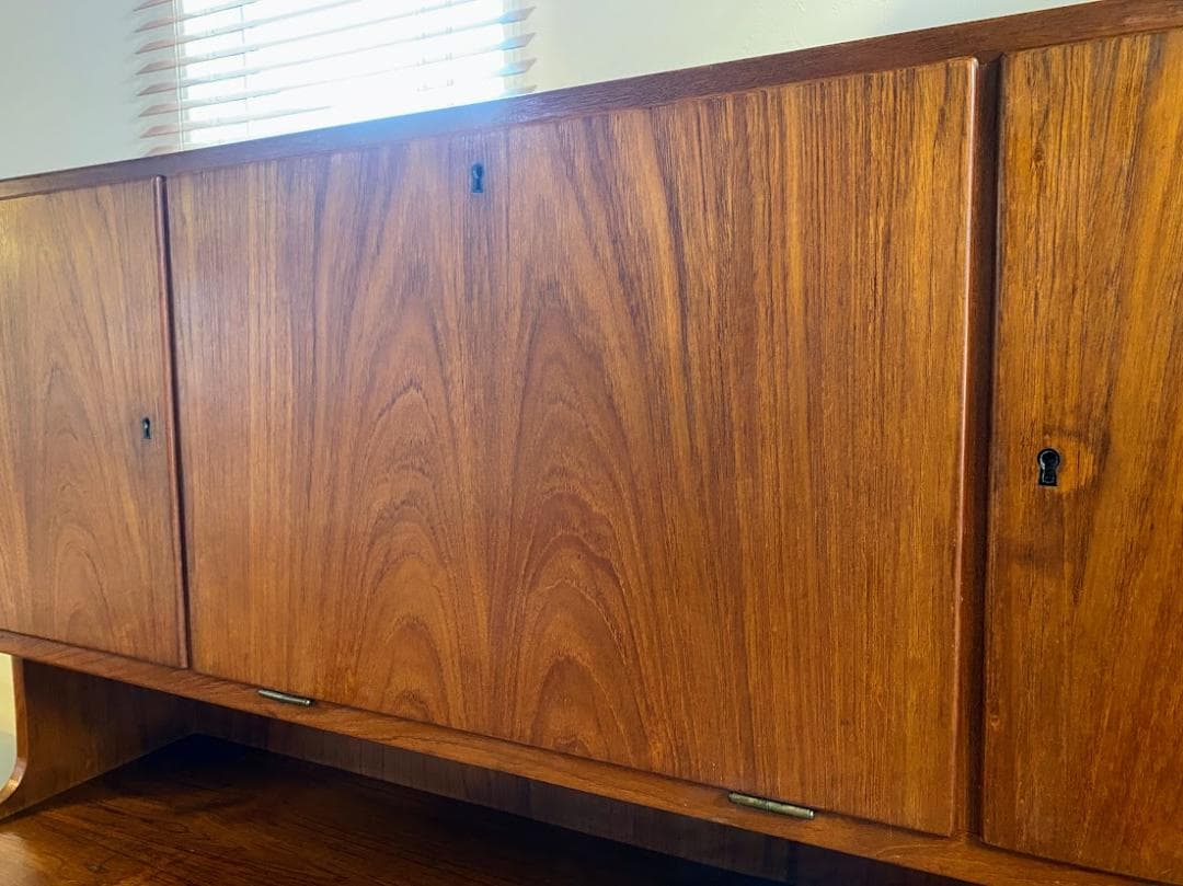 最終値下1960sデンマーク チーク カップボード サイドボード キャビネット