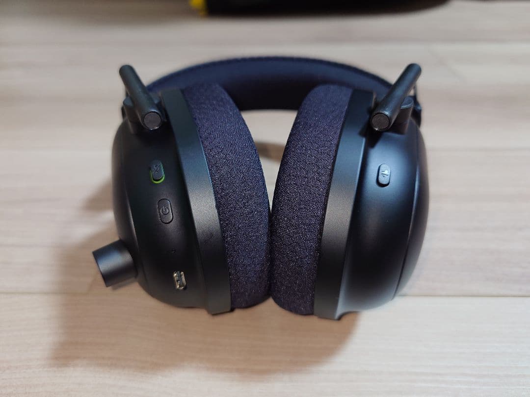 【美品】Razer BlackShark V2 Pro ワイヤレスヘッドセット