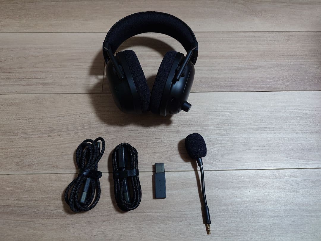 【美品】Razer BlackShark V2 Pro ワイヤレスヘッドセット