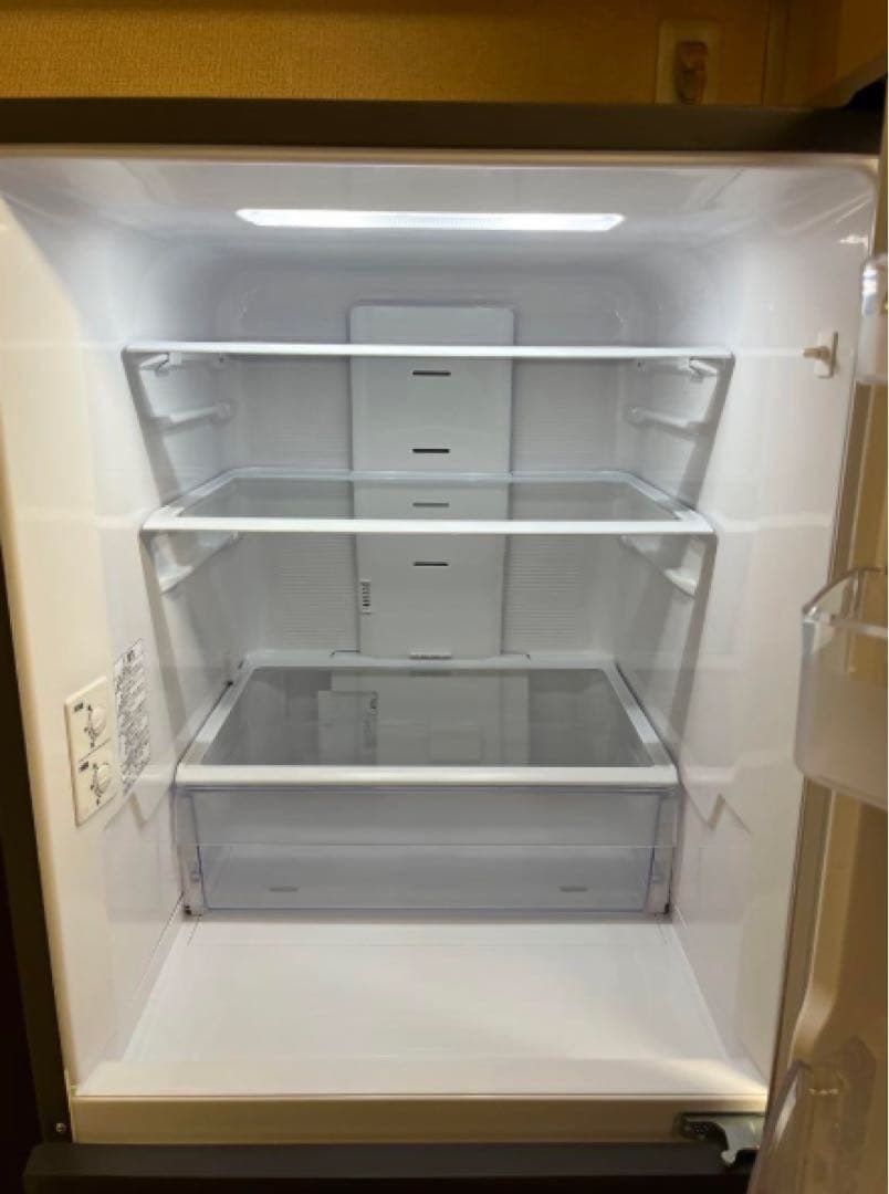 【HITACHI】 冷蔵庫　R-27RV(N) 2022年製　美品