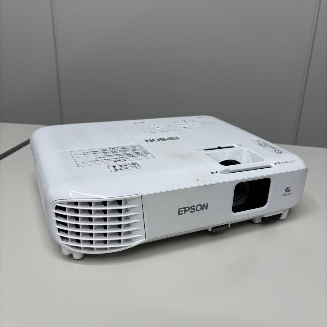 EPSON プロジェクターEB-S05　ランプ155時間