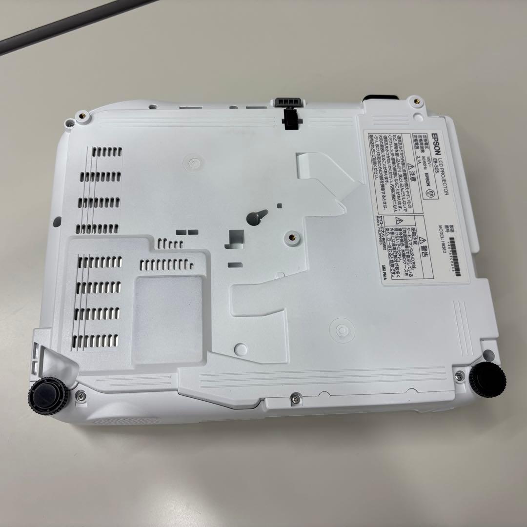EPSON プロジェクターEB-S05　ランプ155時間