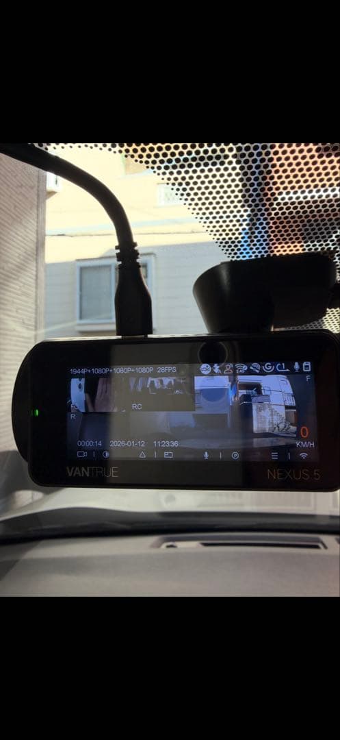 ドライブレコーダー　VANTRUE N5　中古