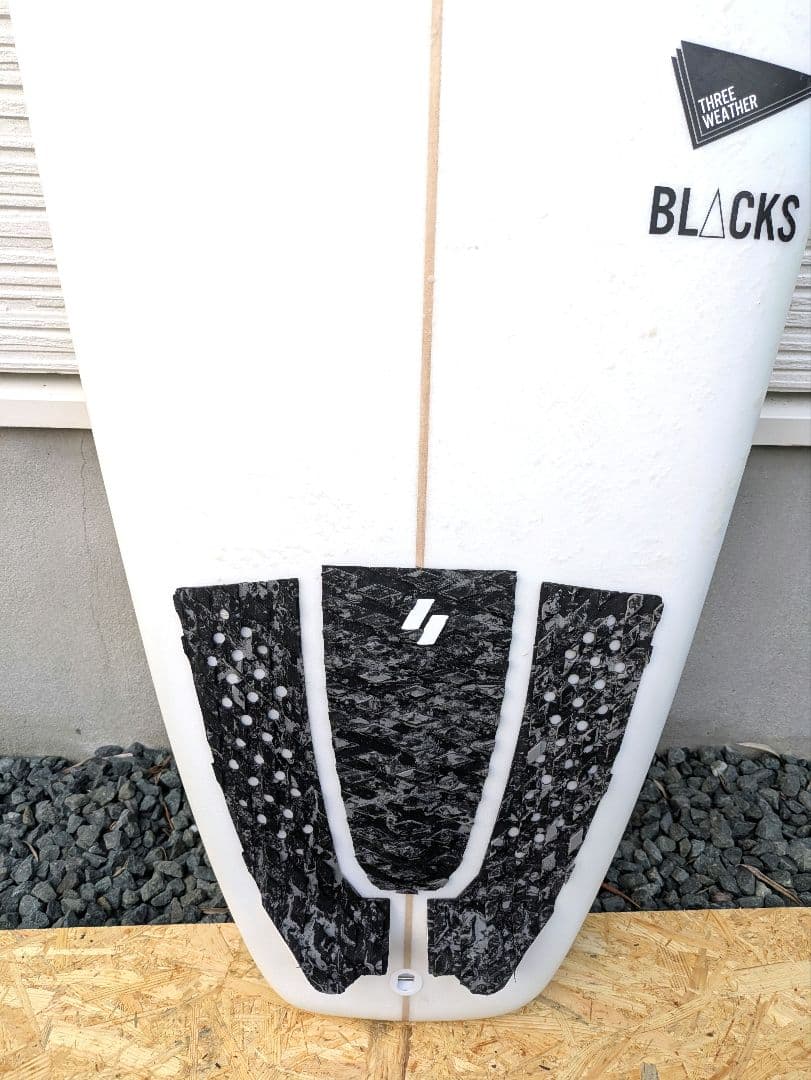 jyo　THREE WEATHER BLACKS ショートボード