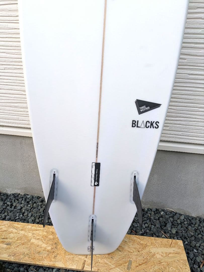 jyo　THREE WEATHER BLACKS ショートボード