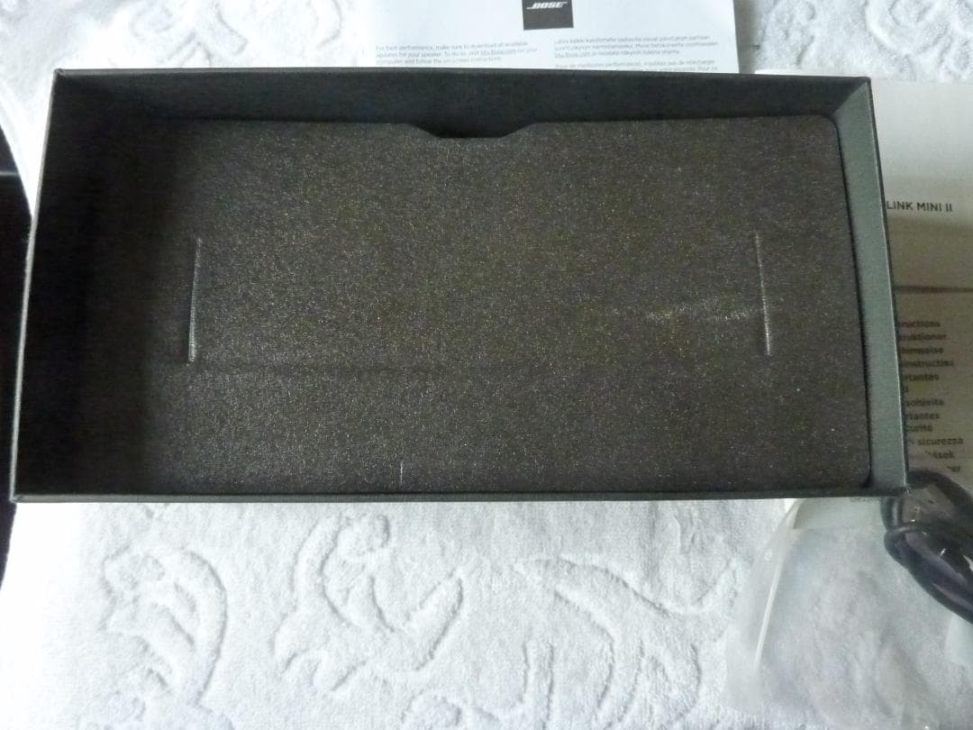 連*M様 中古　BOSE　SOUNDLINKMINI　Ⅱ　　スピカー　rivin