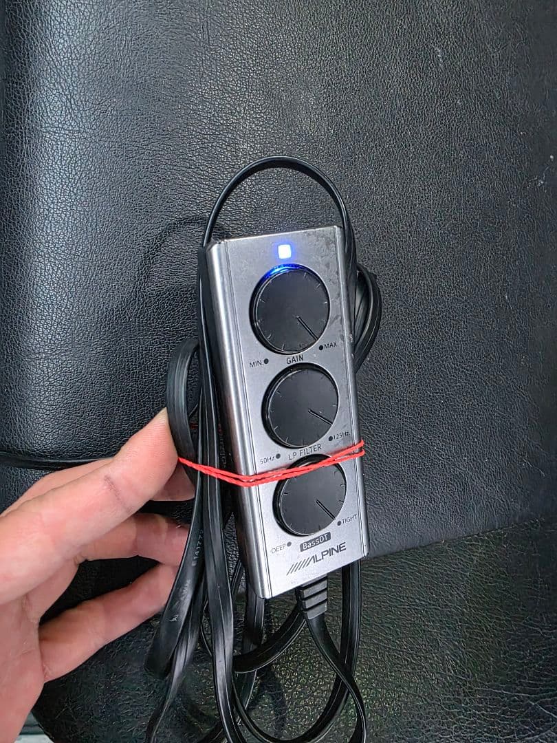 alpine SW-1500 サブウーファー　ワケアリ？