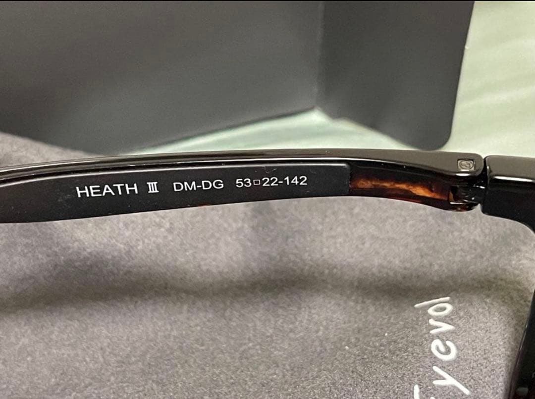 Eyevol HEATH III DM-DG サングラス 53-22-142