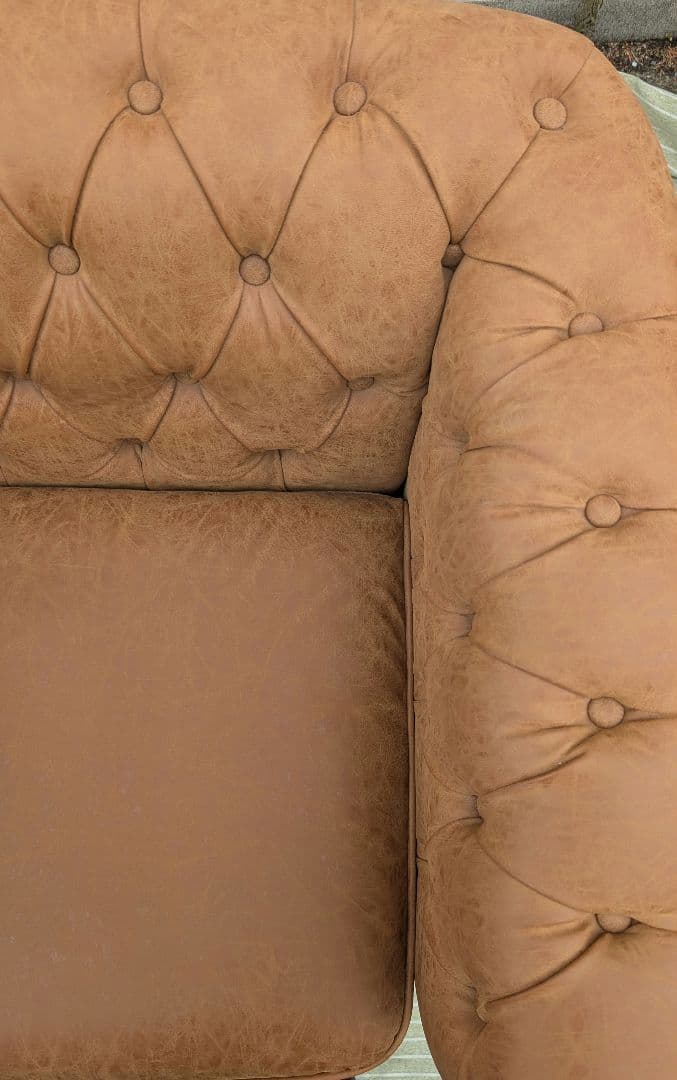 VINCENT PUレザーコンパクトチェスターフィールドシングルソファ　②