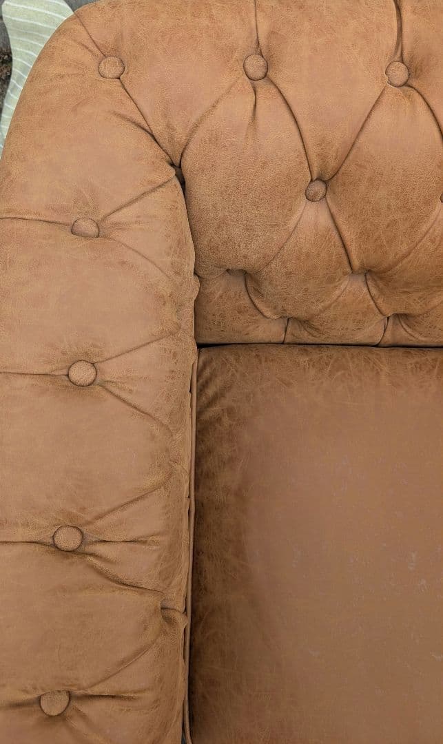 VINCENT PUレザーコンパクトチェスターフィールドシングルソファ　②