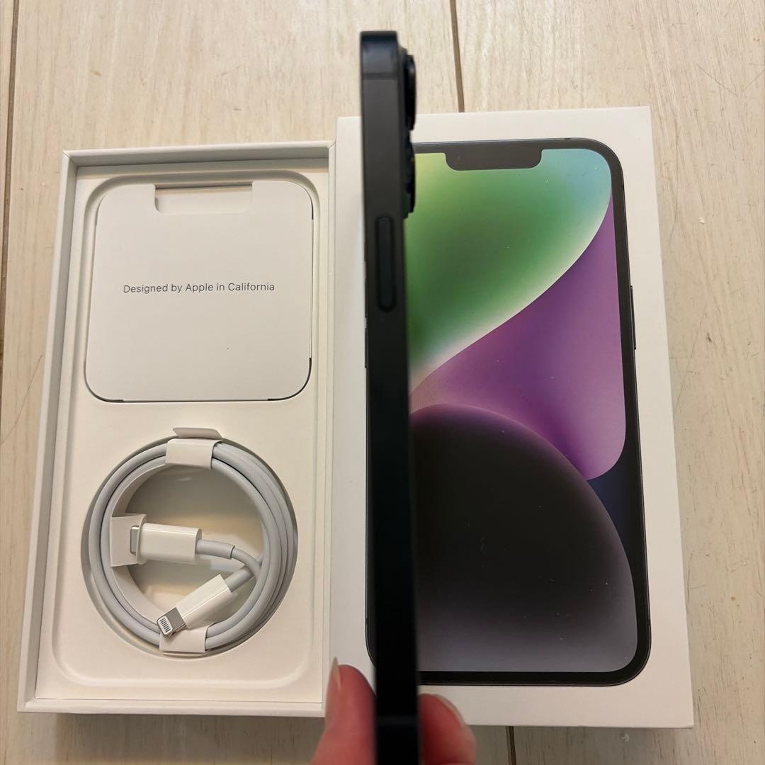 週末お値下げ!!!✷美品✷Apple iPhone 14 ブラック 本体