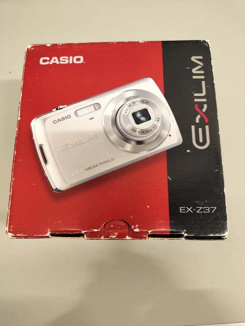 コンパクトデジタルカメラ「EX-Z37 」