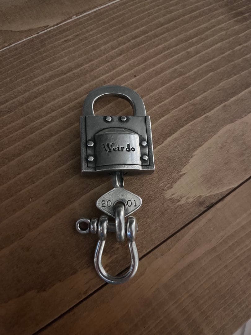 WEIRDO ウィアード パドロック 南京錠 ウォレットチェーン キーチェーン