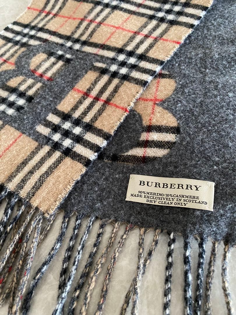 BURBERRY チェック柄マフラー