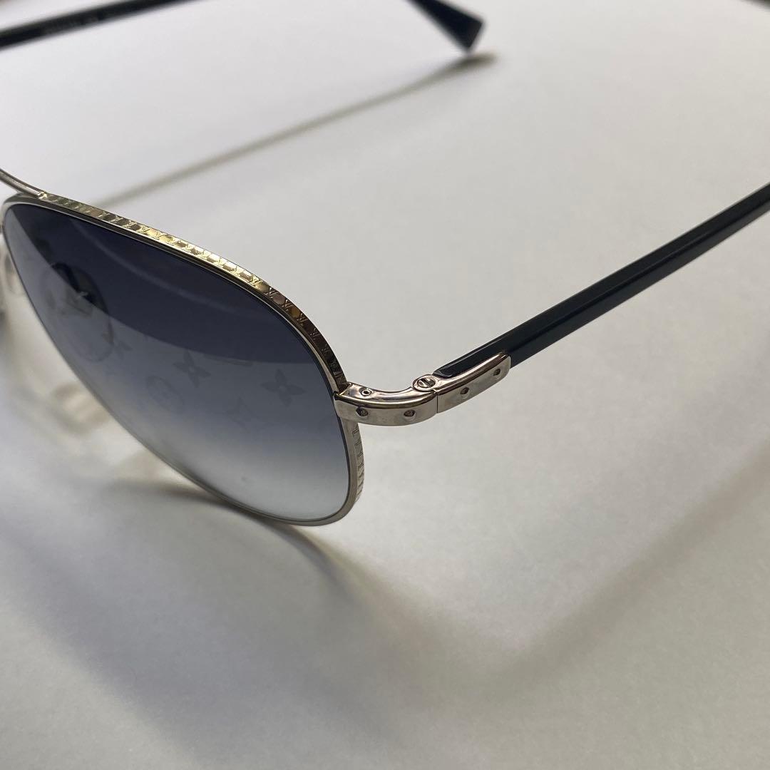 【大幅値下げ‼︎】ルイヴィトン　サングラス　モノグラム　ケース付き