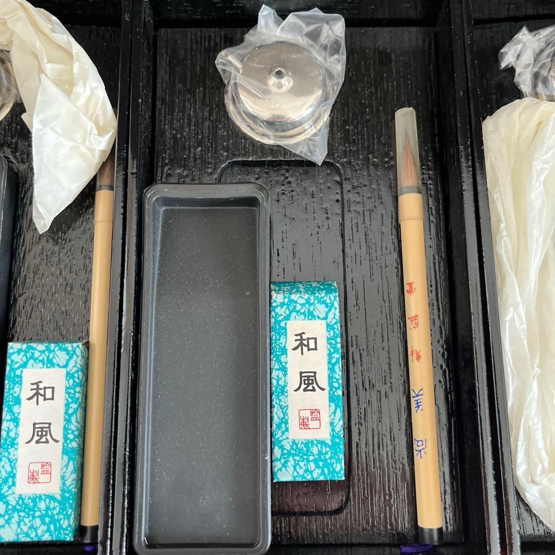 茶道具　硯箱五段　黒掻合塗