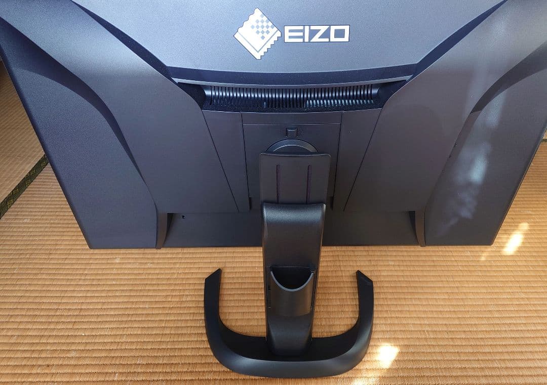 極美品　EIZO 31.5インチ 4K IPSディスプレイ EV3240K-BK