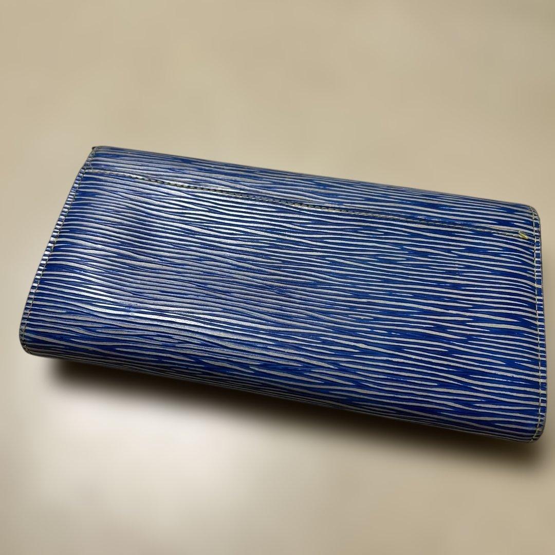 LOUIS VUITTONエピ長財布
